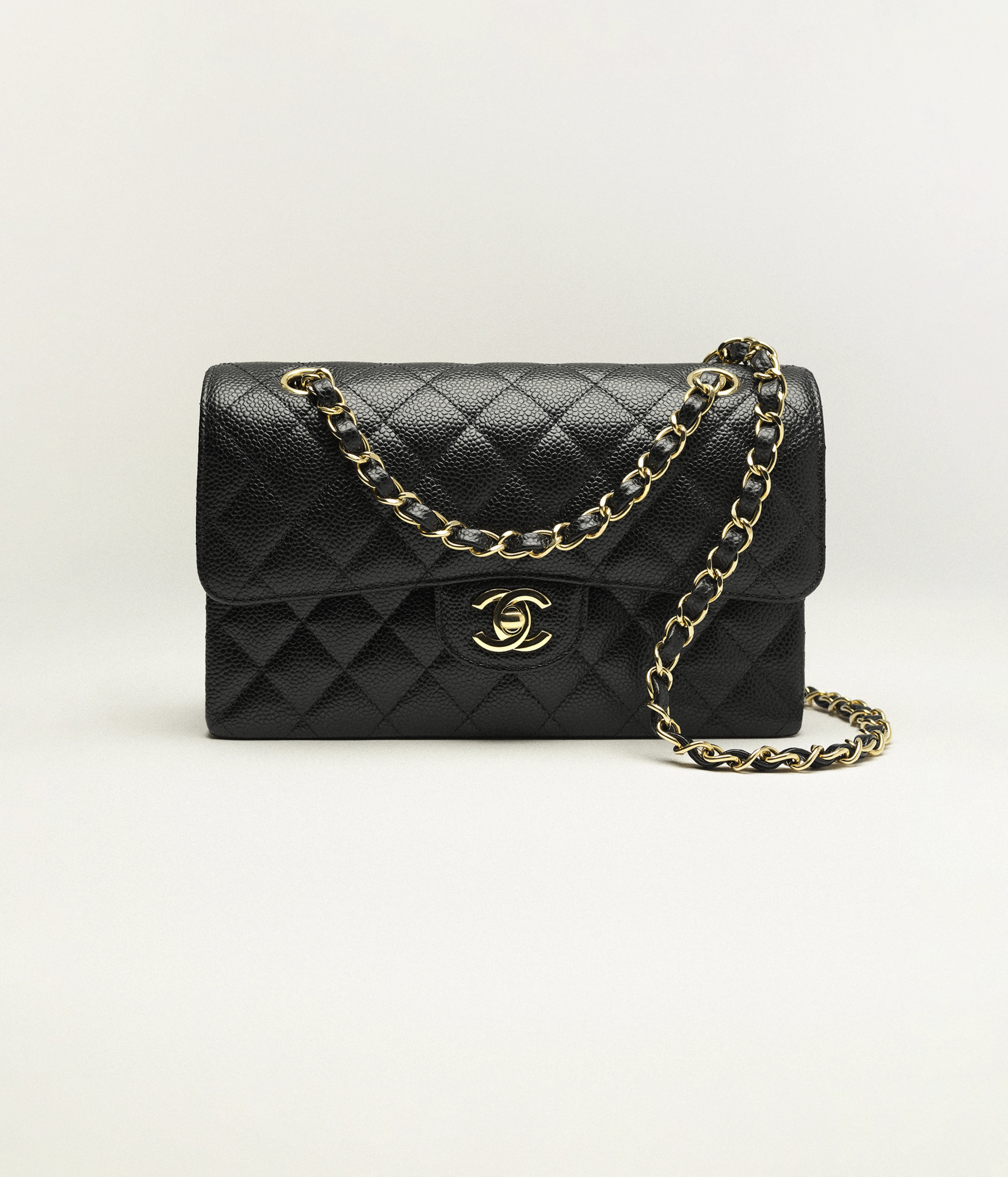Chanel Classic Flap Bag — Medium — demo image