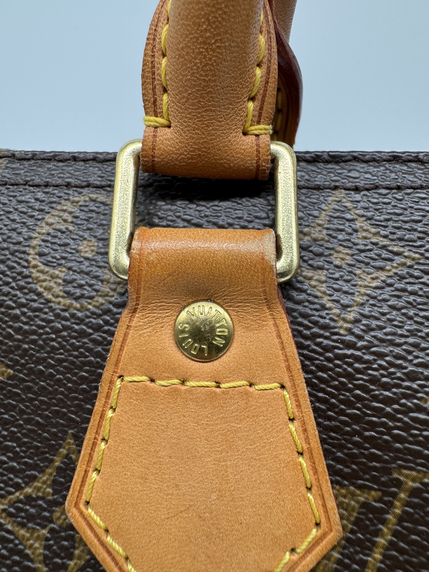 Louis Vuitton Monogram Speedy 30 Handbag