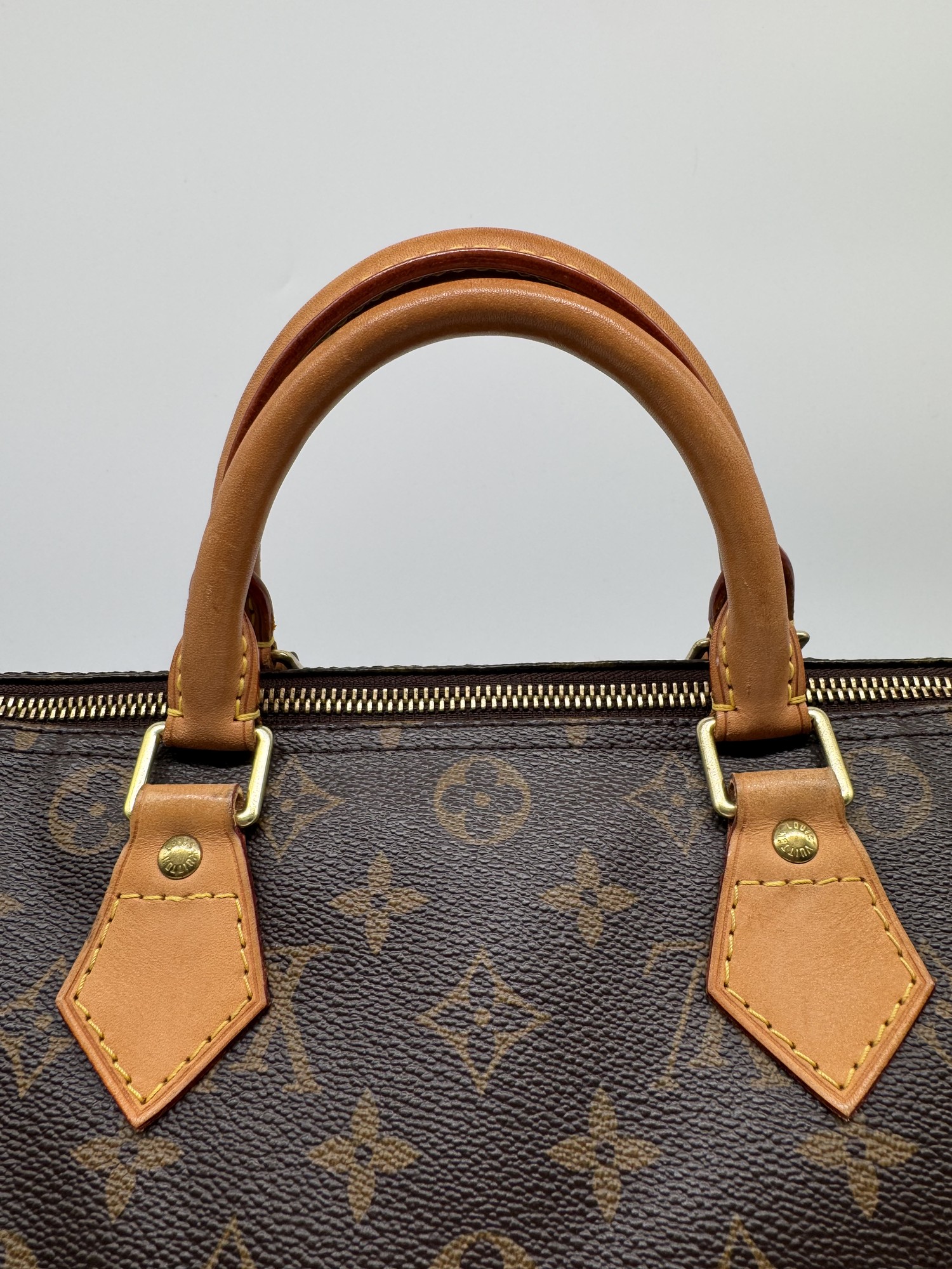 Louis Vuitton Monogram Speedy 30 Handbag