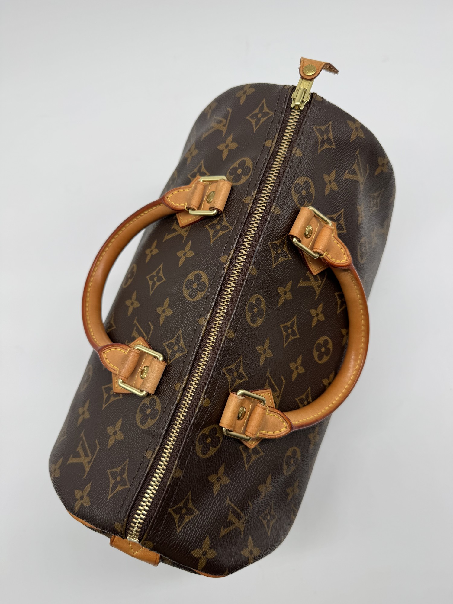 Louis Vuitton Monogram Speedy 30 Handbag