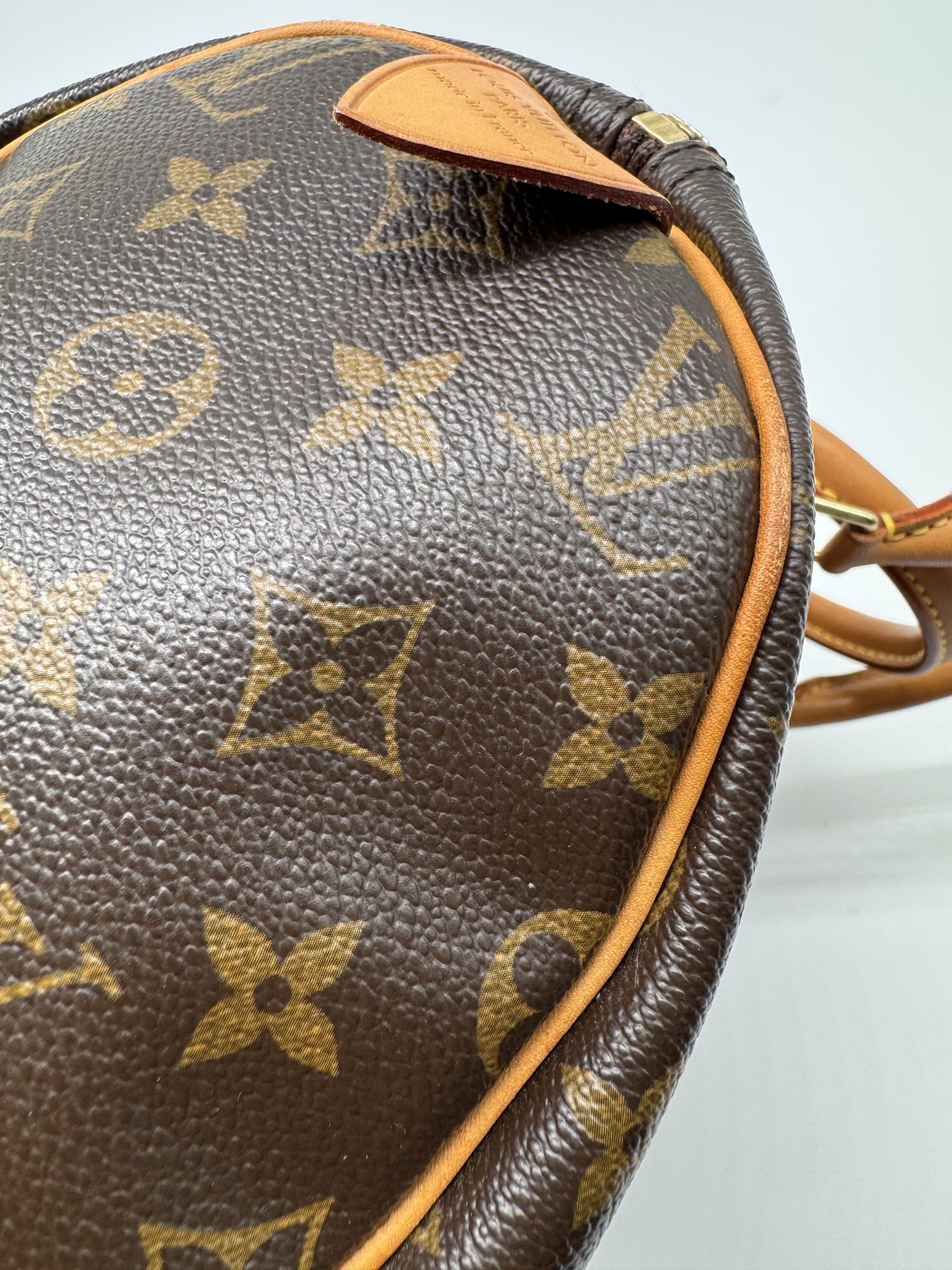 Louis Vuitton Monogram Speedy 30 Handbag