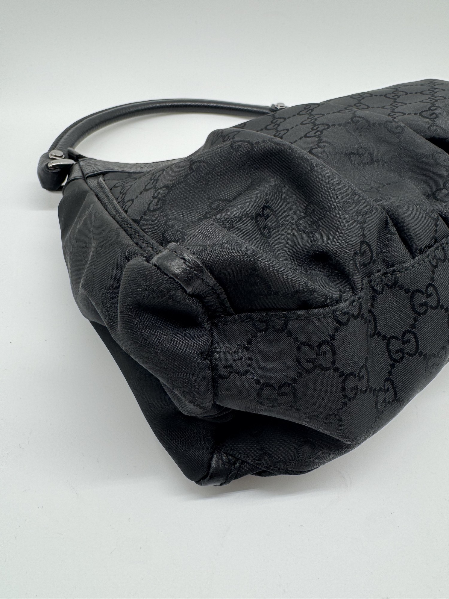 Gucci GG Canvas Abbey D-Ring Black Monogram Shoulder Bag