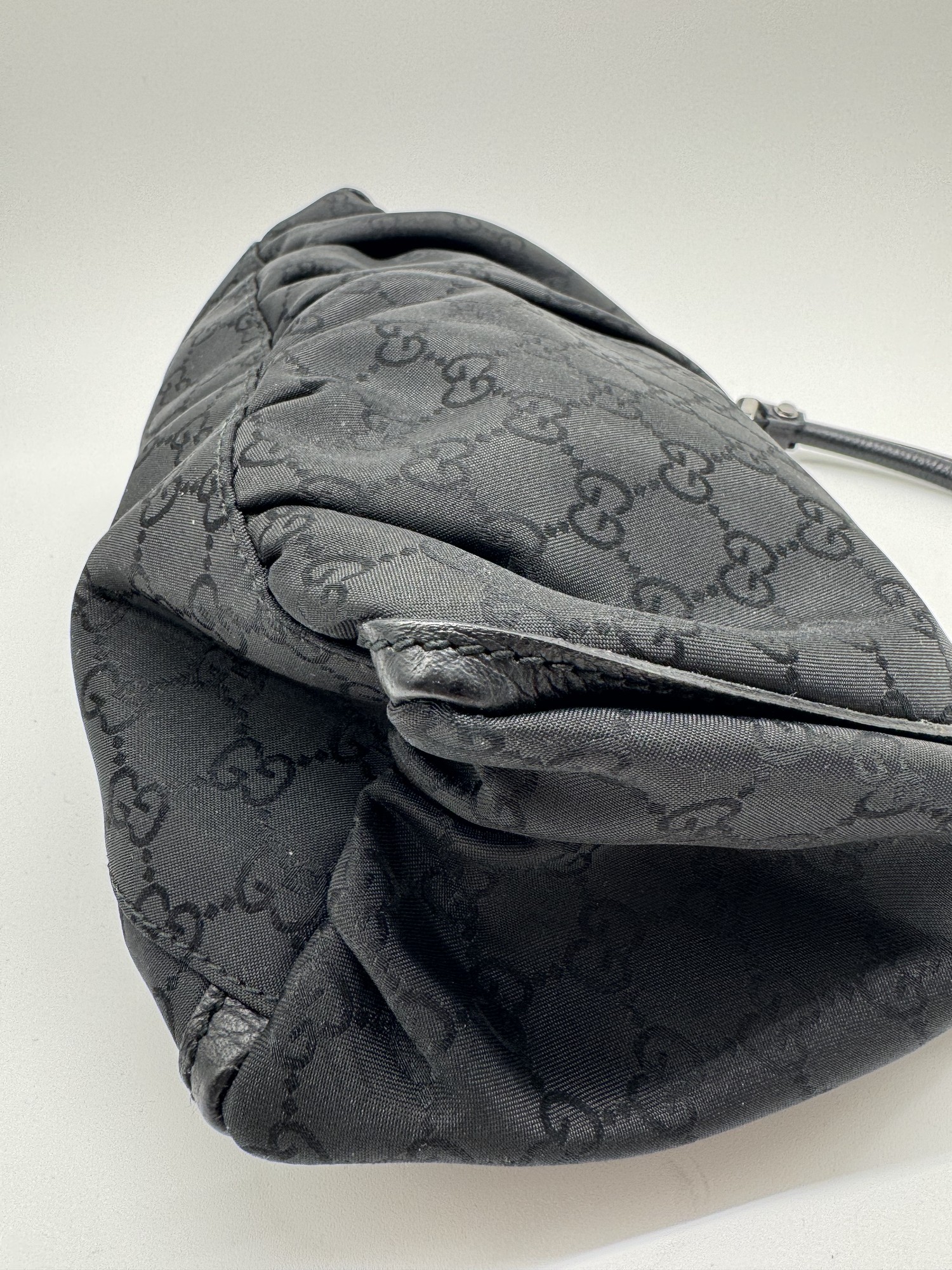 Gucci GG Canvas Abbey D-Ring Black Monogram Shoulder Bag