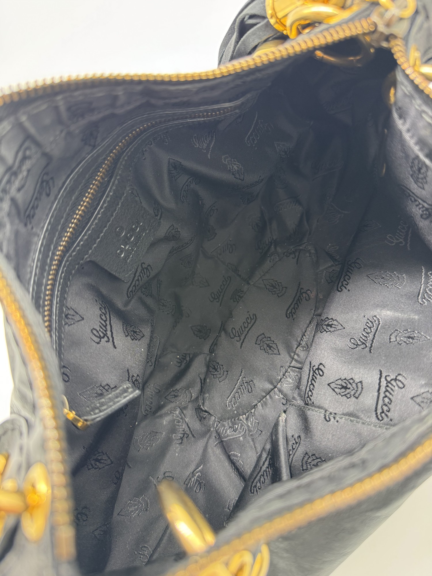 Gucci Babouska Black Leather Heart Hobo Shoulder Bag