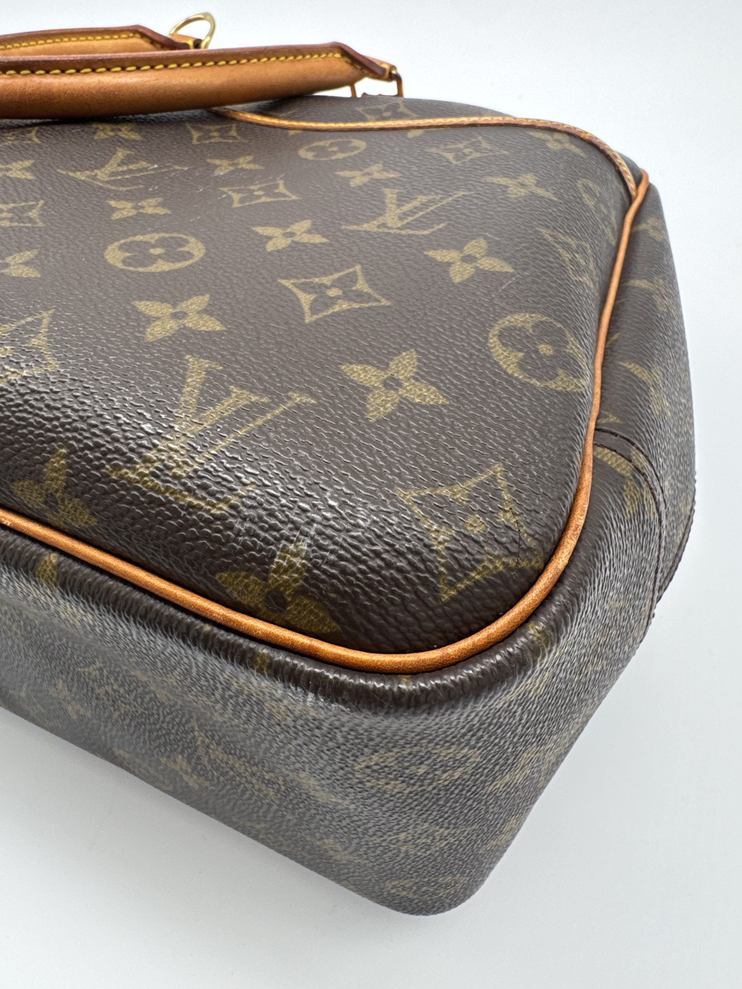 Louis Vuitton Monogram Deauville Handbag