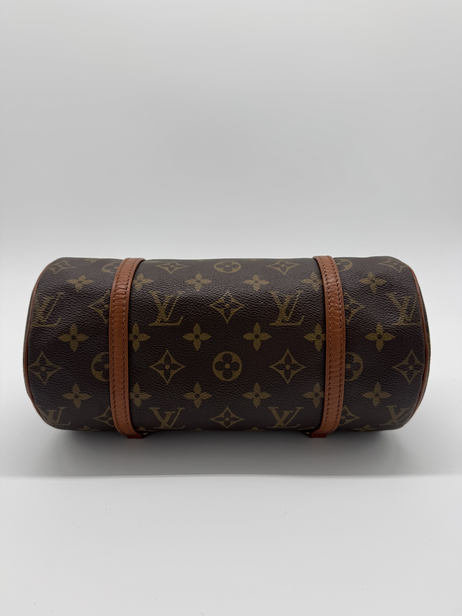 Louis Vuitton Papillon 26