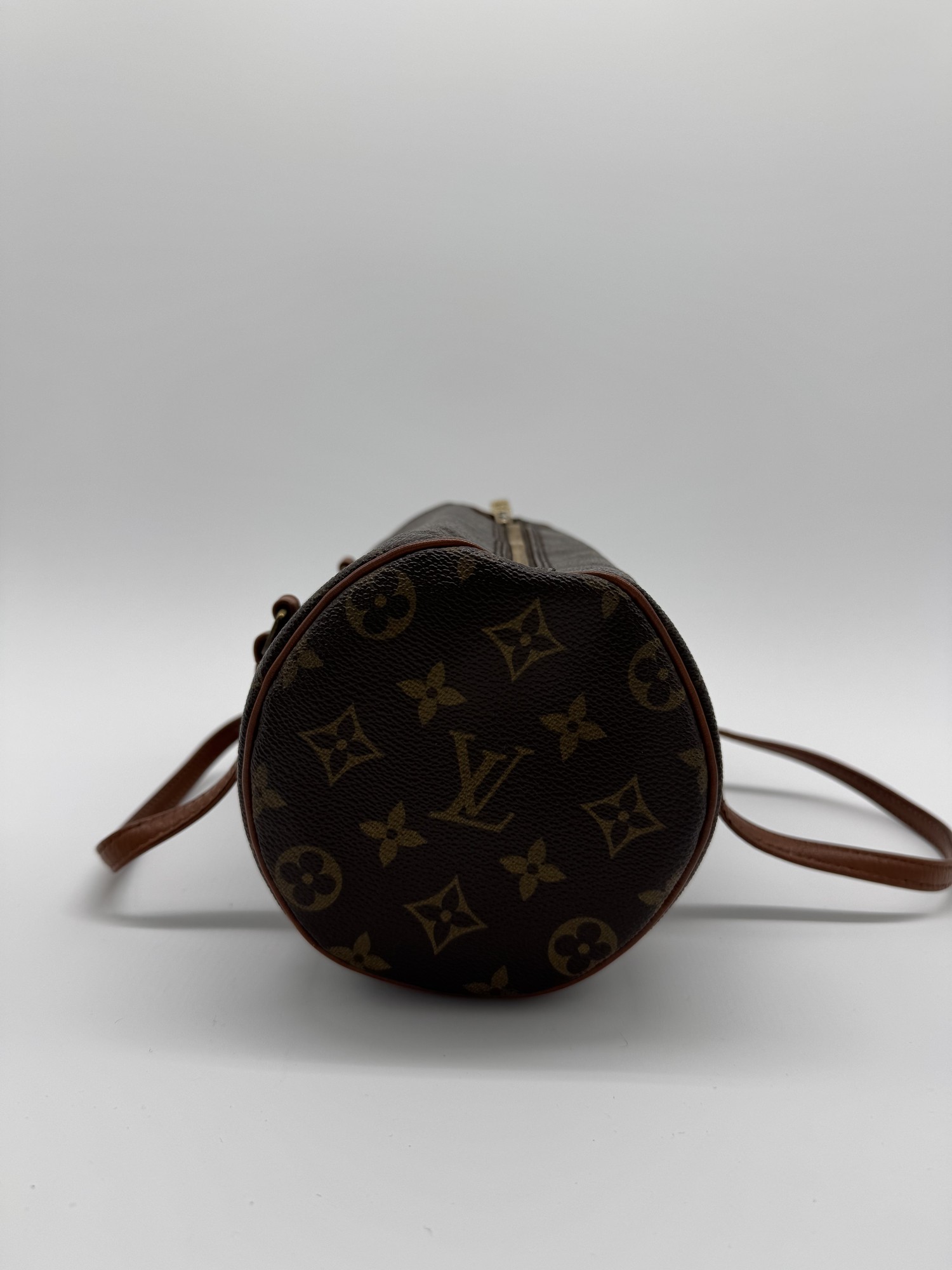 Louis Vuitton Papillon 26
