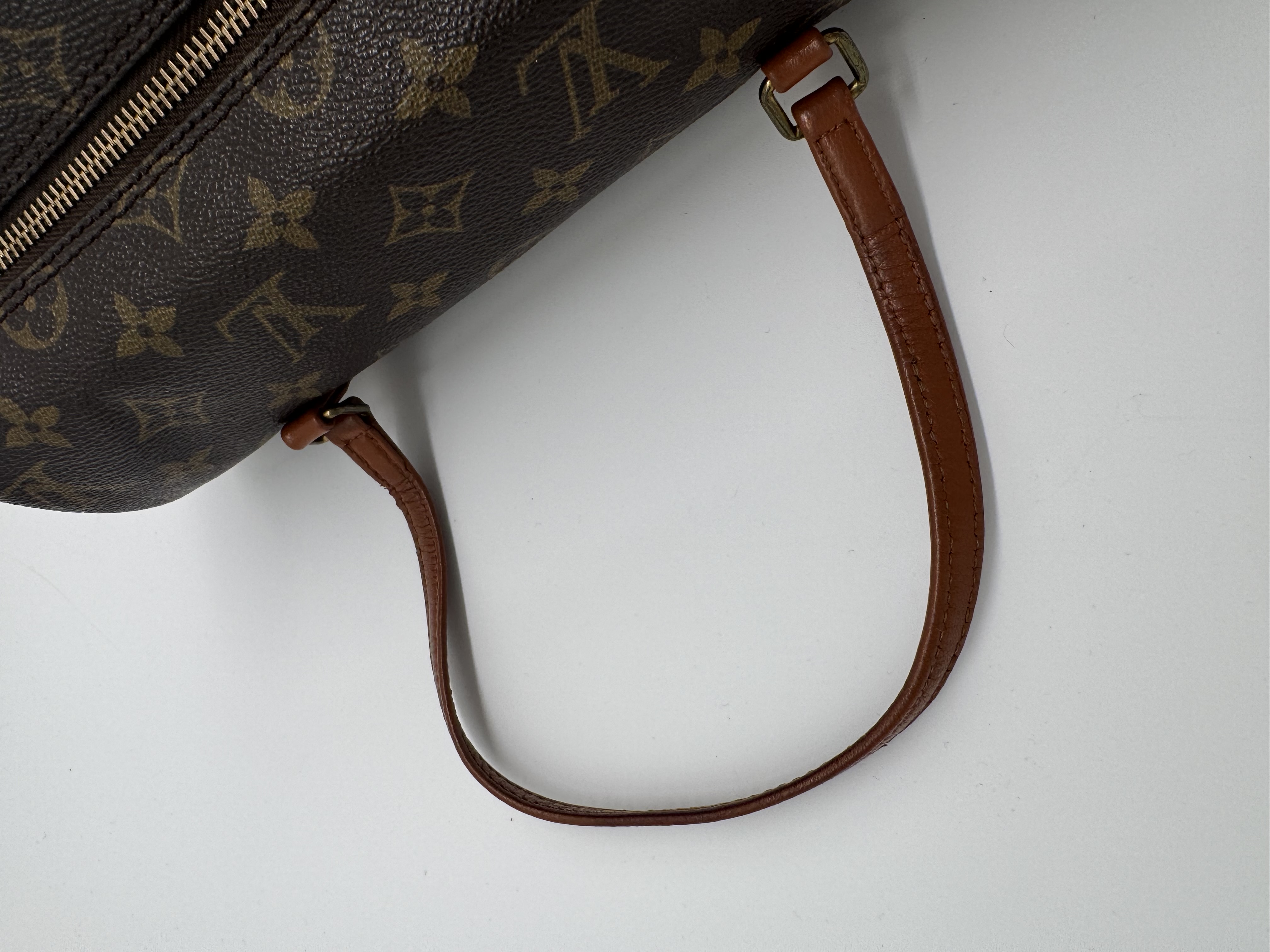 Louis Vuitton Papillon 26 demo image