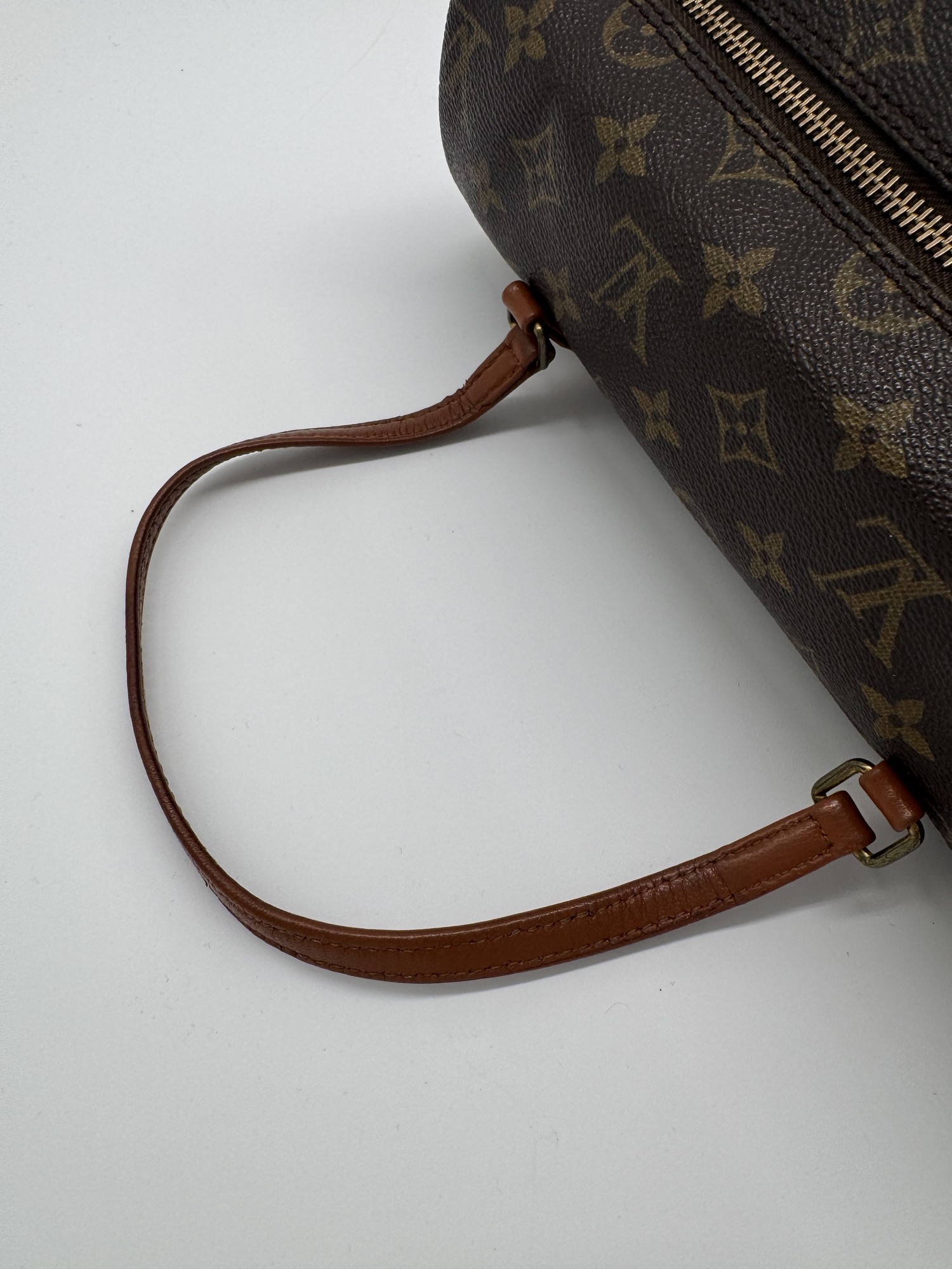 Louis Vuitton Papillon 26