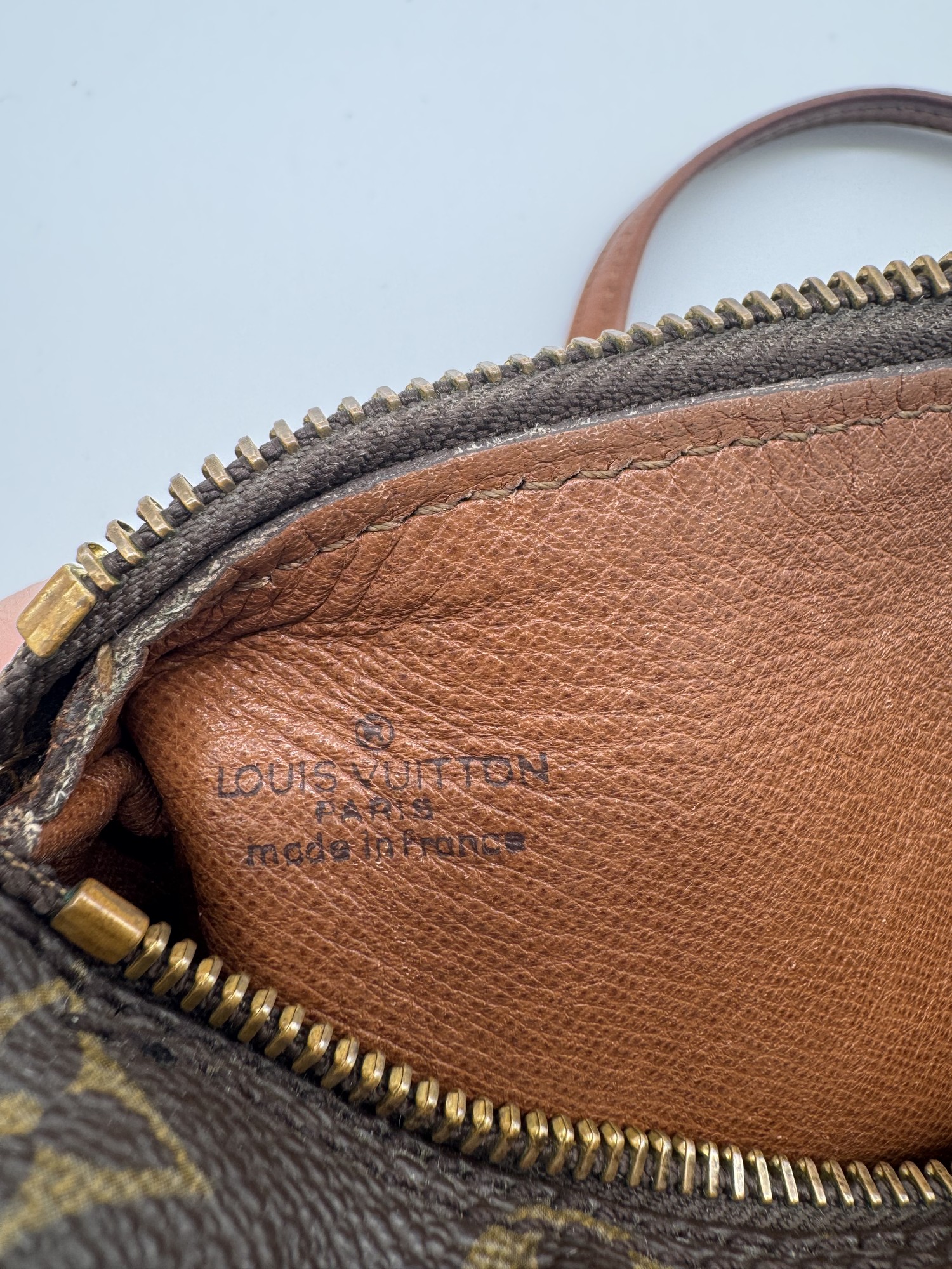 Louis Vuitton Papillon 26