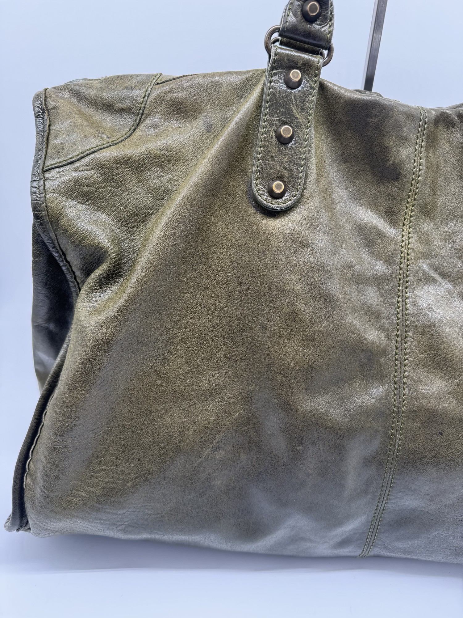 Balenciaga Classic Weekender Bag – Olive Green Leather