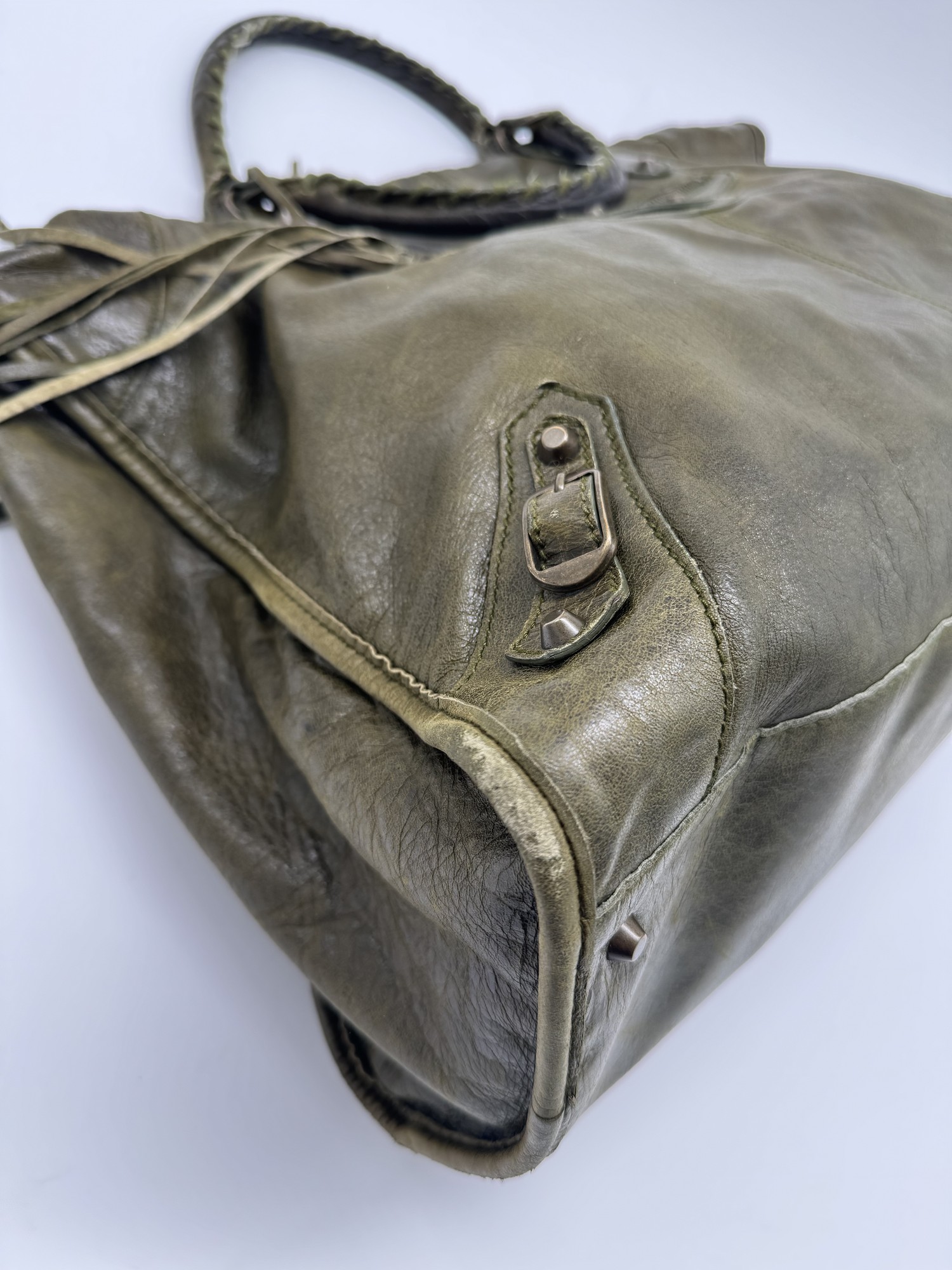 Balenciaga Classic Weekender Bag – Olive Green Leather