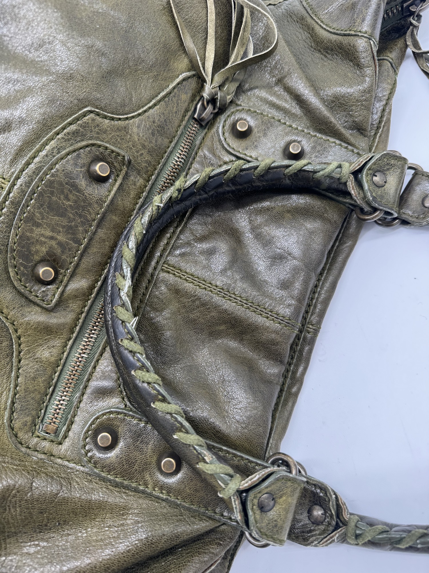Balenciaga Classic Weekender Bag – Olive Green Leather