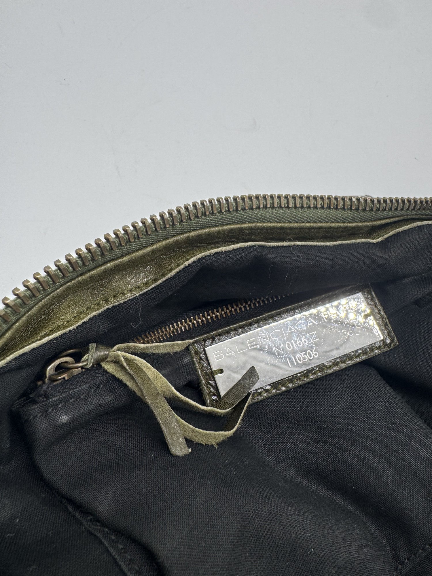 Balenciaga Classic Weekender Bag – Olive Green Leather