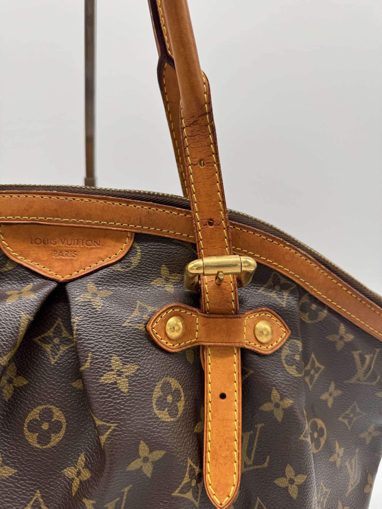 Louis Vuitton Monogram Tivoli GM Handbag