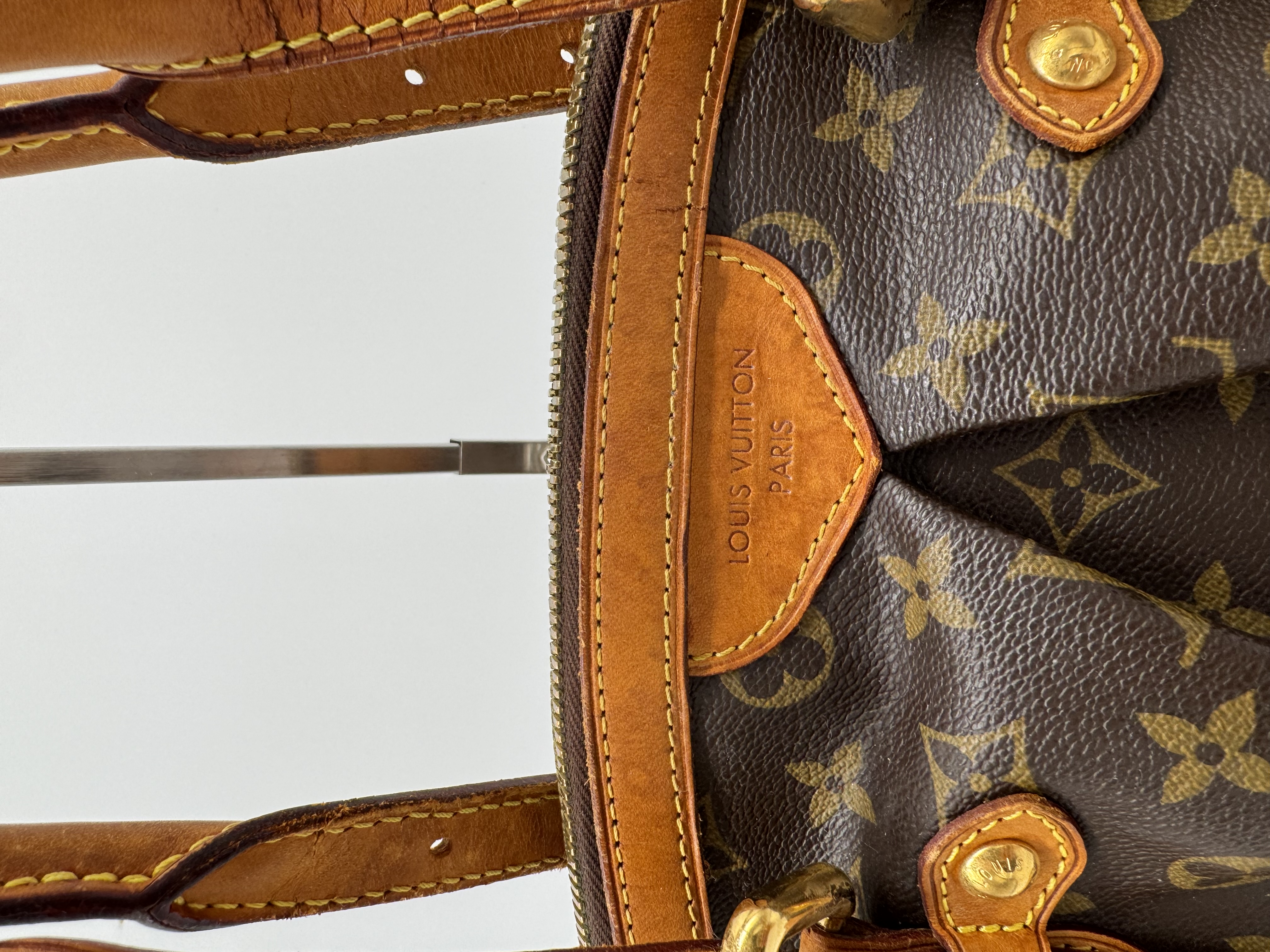 Louis Vuitton Neverfull MM — Monogram — demo image