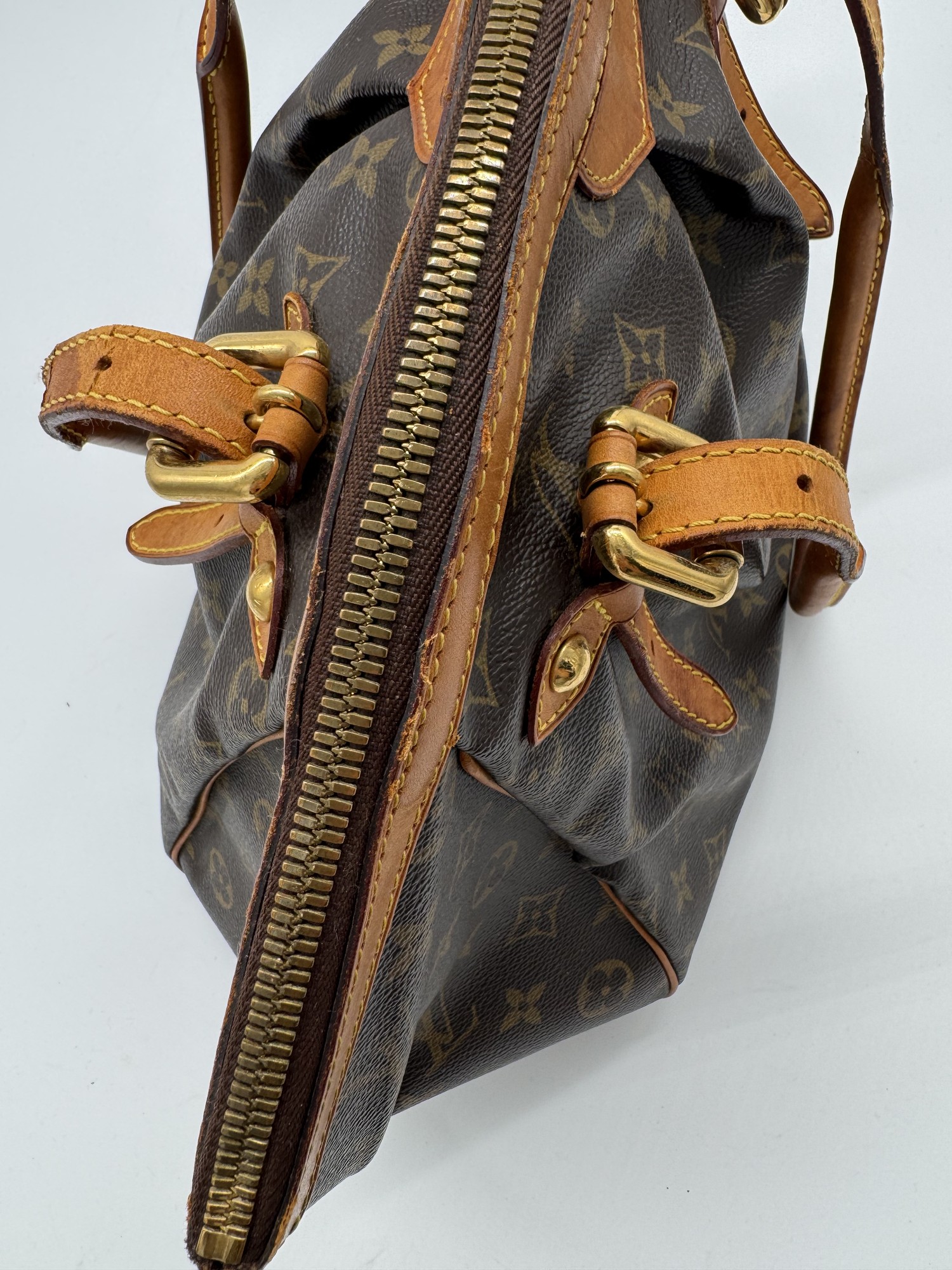 Louis Vuitton Monogram Tivoli GM Handbag