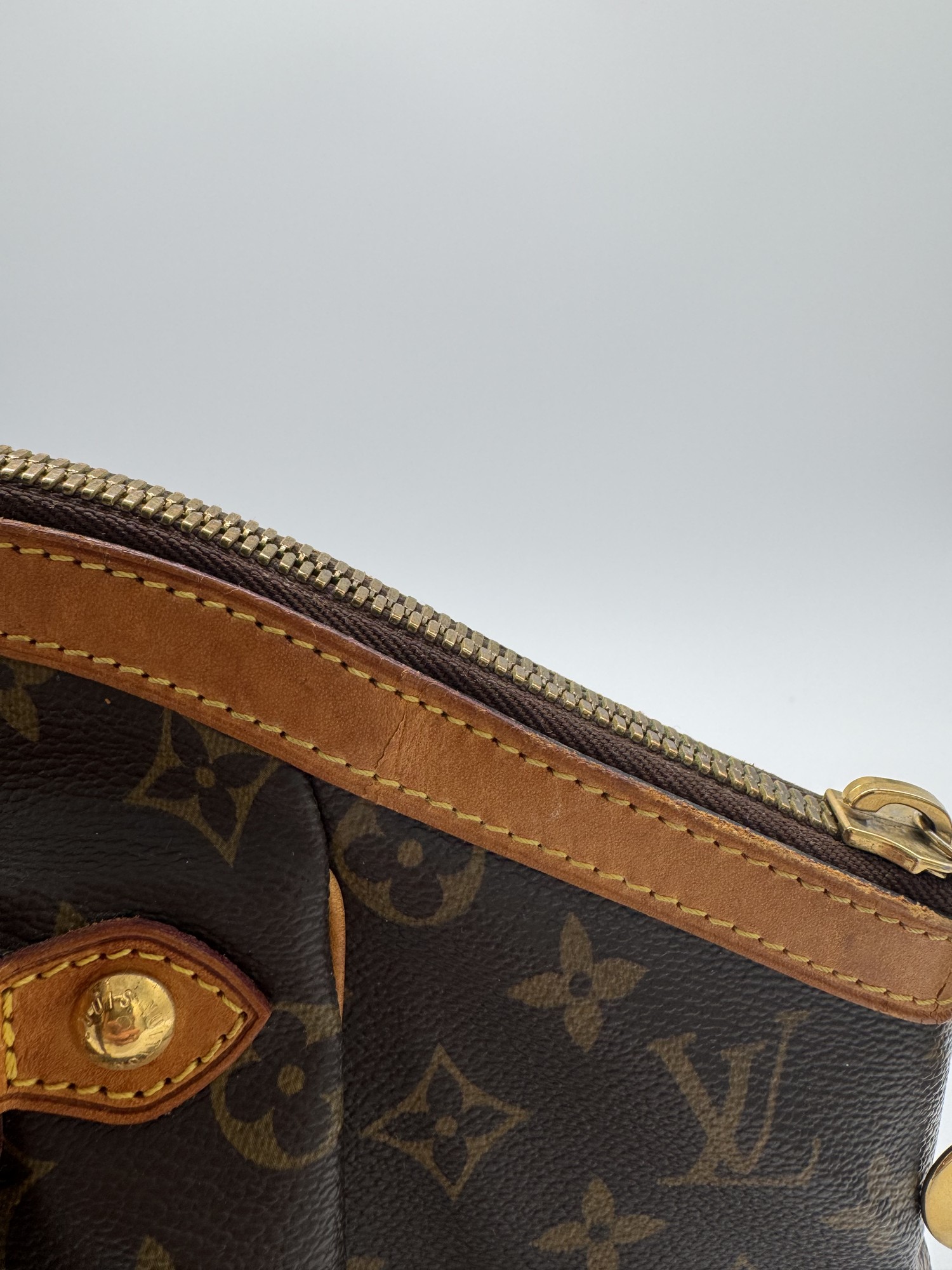 Louis Vuitton Monogram Tivoli GM Handbag