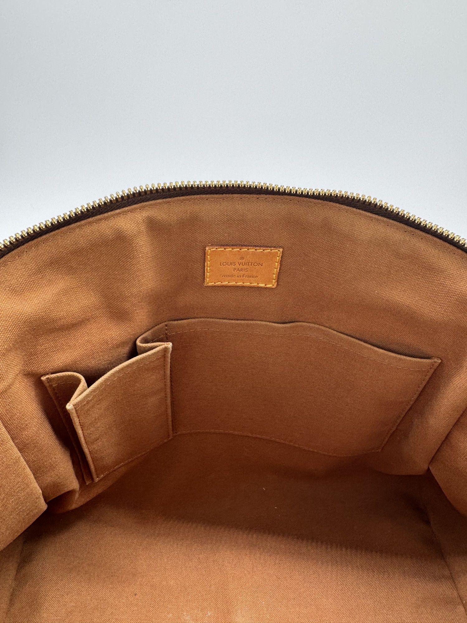 Louis Vuitton Monogram Tivoli GM Handbag