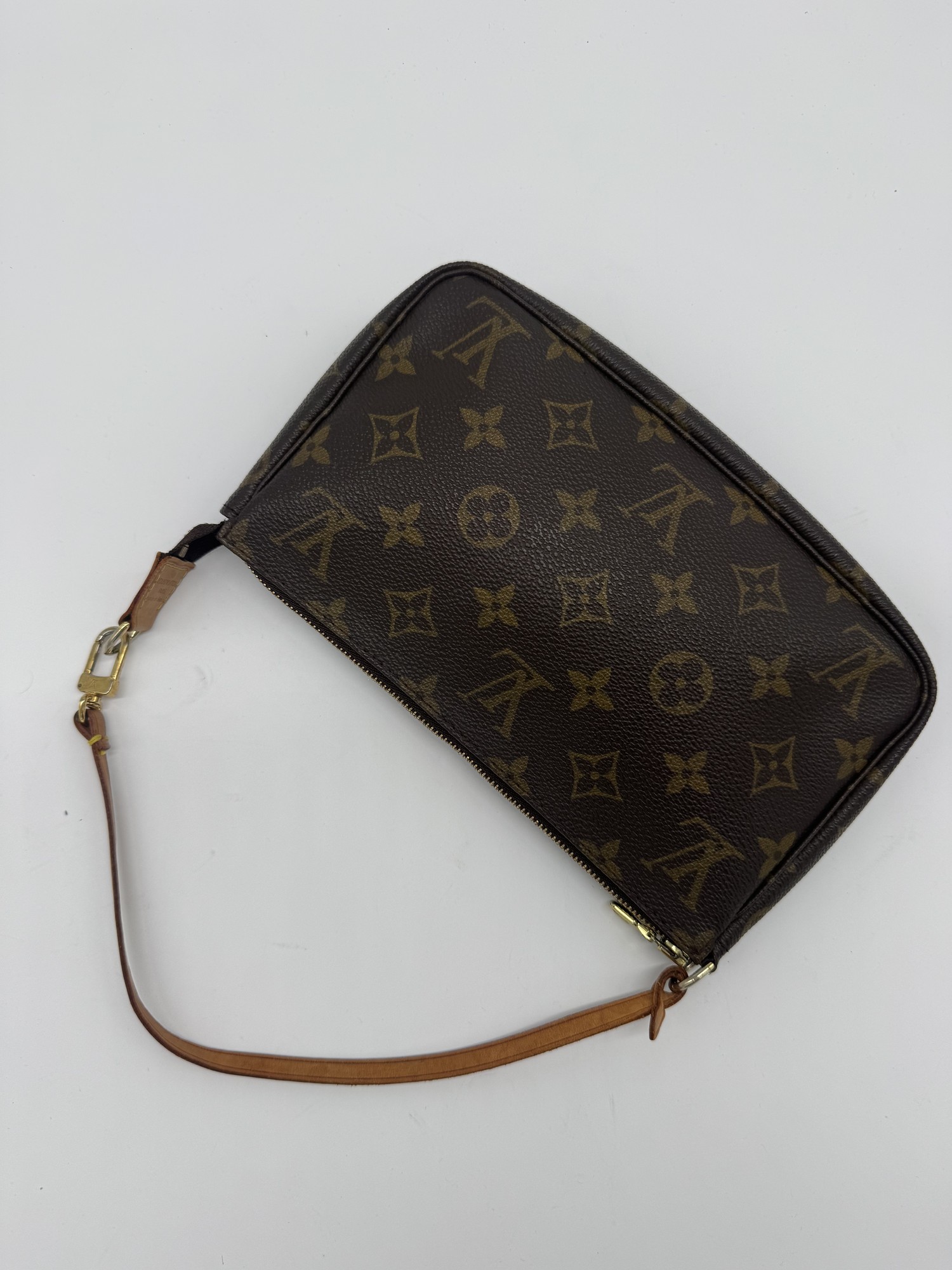 Louis Vuitton Monogram Pochette Accessoires