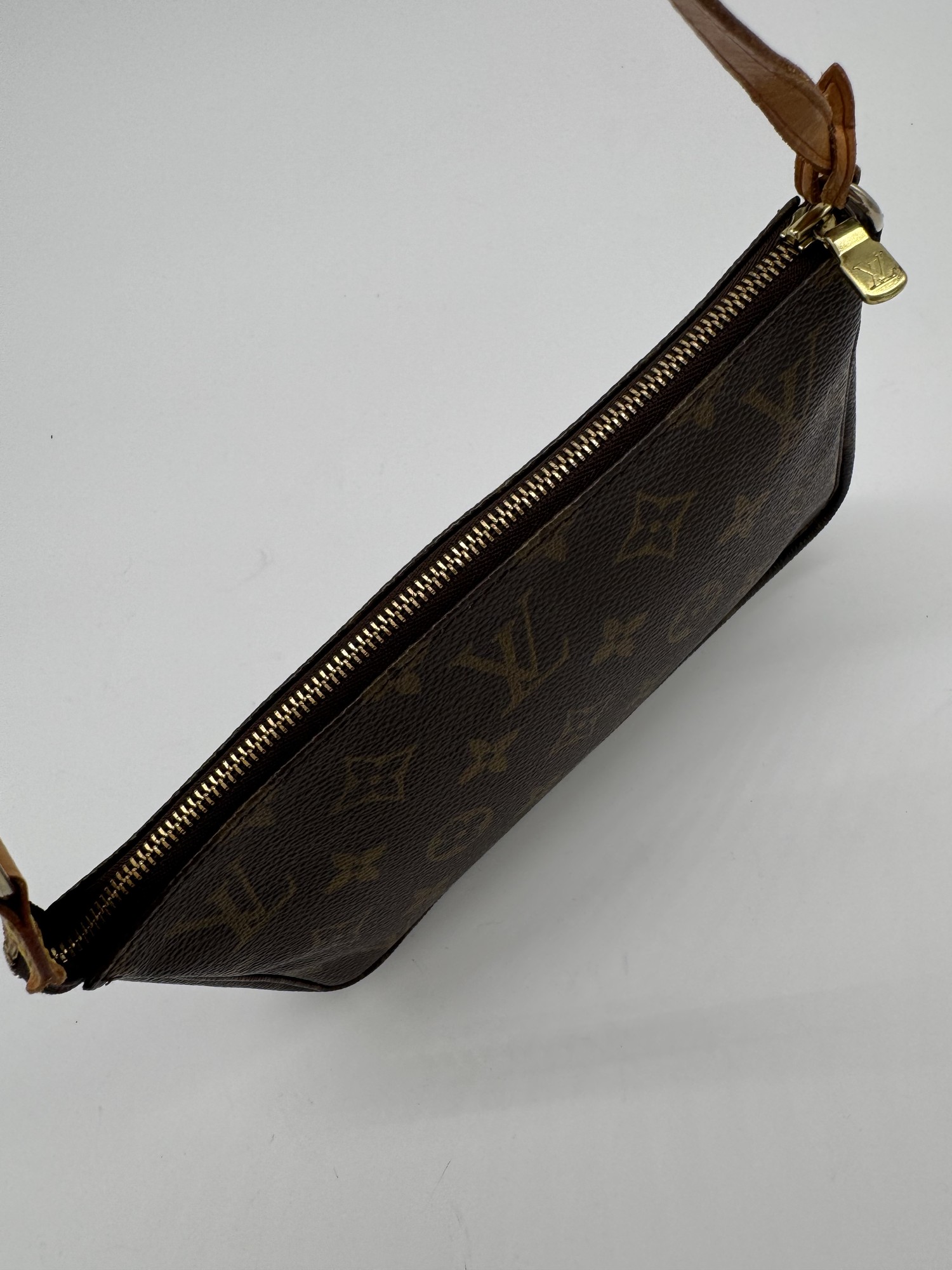 Louis Vuitton Monogram Pochette Accessoires