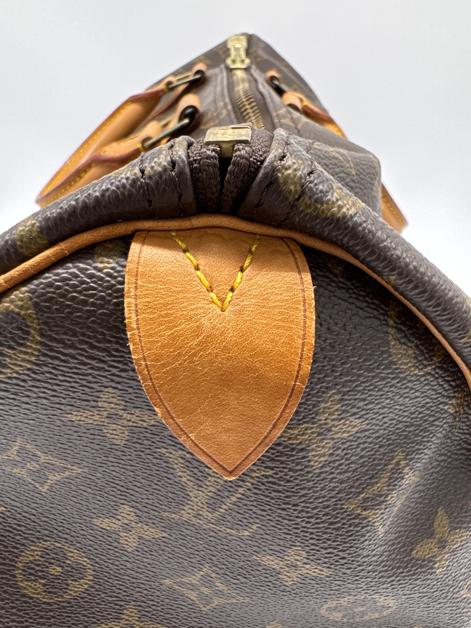 Louis Vuitton Monogram Keepall 50