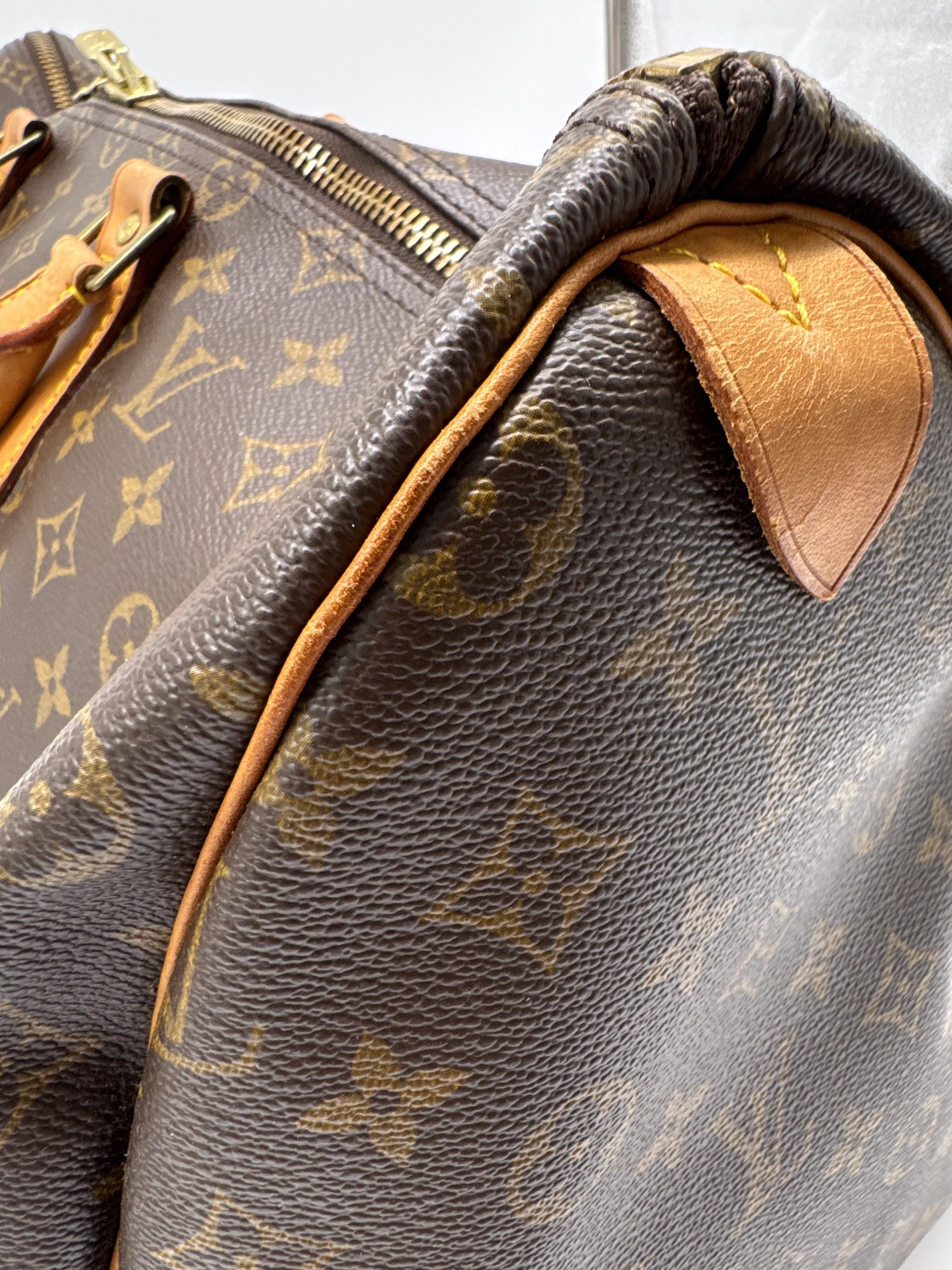 Louis Vuitton Monogram Keepall 50